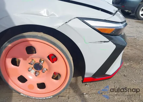 2025 Hyundai Elantra N z USA, uszkodzony, nr VIN KMHLW4DK3SU029224